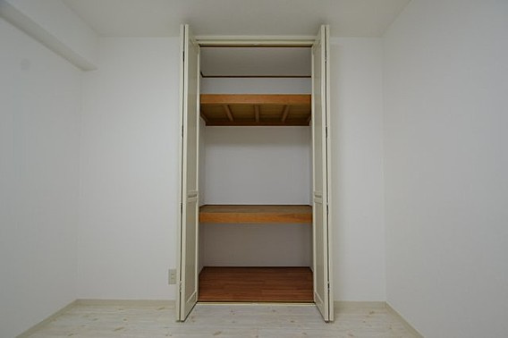 サンパレス２１御影山手の収納