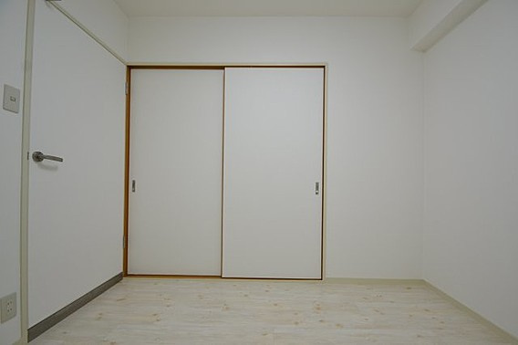 サンパレス２１御影山手の居間・リビング