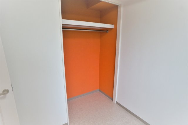 【収納】 | セントラルパーク幕張本郷 | 十分な収納スペースがあります※写真は別のお部屋です。