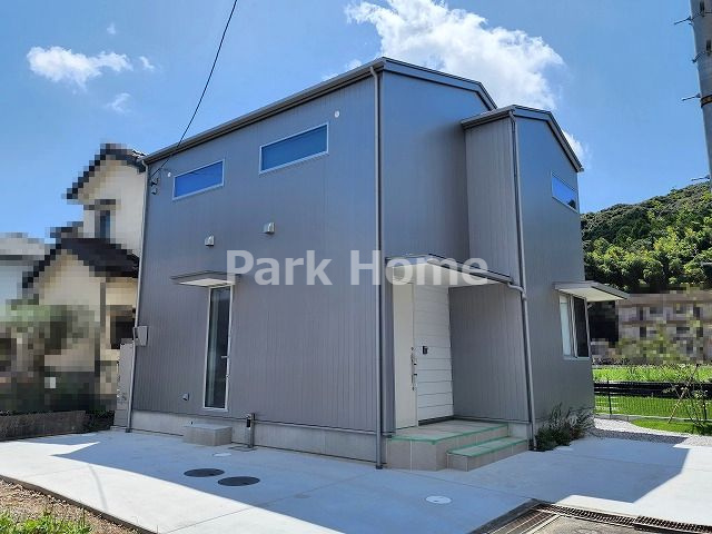 高知市朝倉甲　新築戸建ての外観