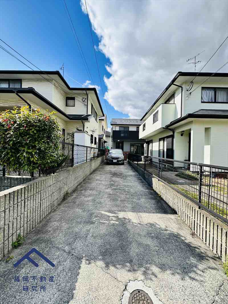 筑紫野市塔原東5丁目　戸建ての駐車場