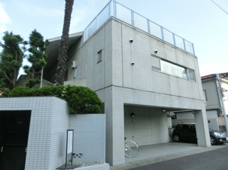 【外観】 | ＲＣ造の重厚な外観。