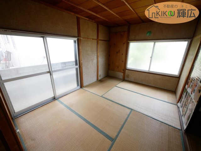 加古川市野口町北野　中古戸建の和室|畳表替えするだけで一変しますよ。