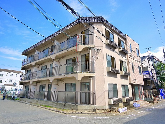 フルール・ド・新大宮の外観|建物外観を気になさる方へ、見た目の良い物件です