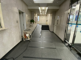 【エントランス】