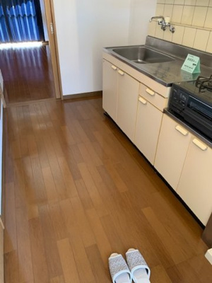 【キッチン】 | シティーハウスにしまち | コンパクトなキッチンで掃除もラクラク