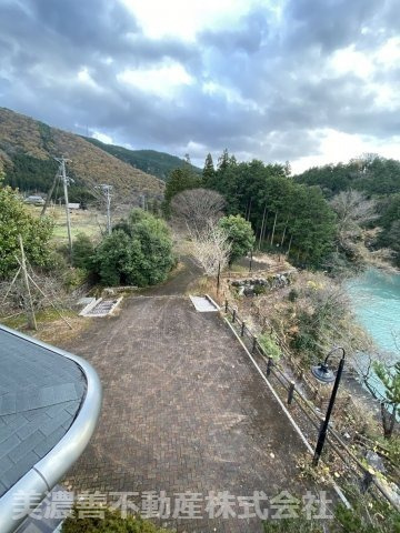 ６０１４９　本巣市佐原保養所の外観