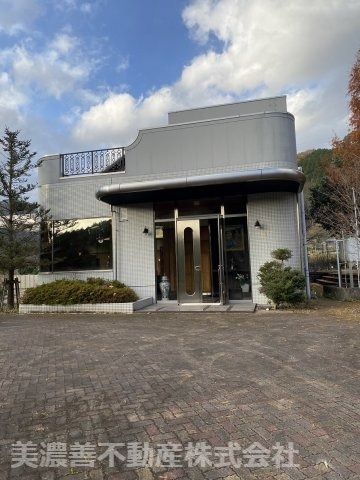 ６０１４９　本巣市佐原保養所の外観