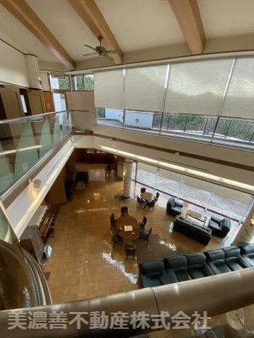 ６０１４９　本巣市佐原保養所の居間・リビング