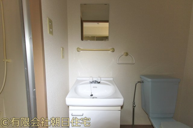 シルティーハイツおかのの独立洗面台