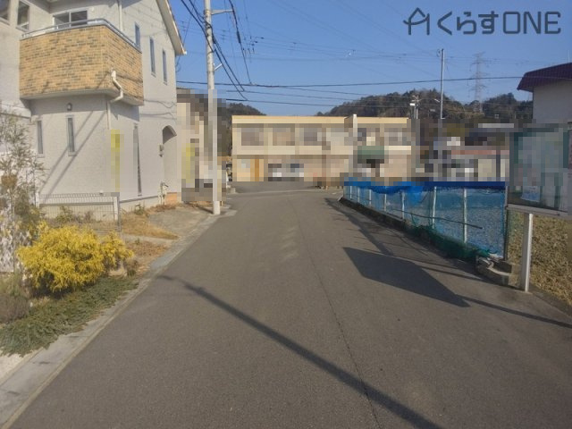 【前面道路含む現地写真】 | 姫路市御立東1丁目／中古戸建