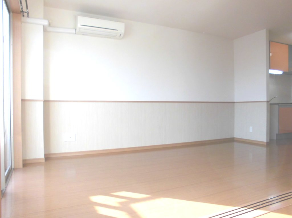 ROOM BOWWOWの居間・リビング