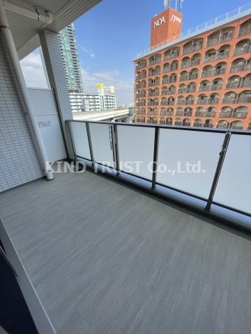 ベネチア天満橋のバルコニー|開放的で明るい空間を演出してくれるバルコニーです