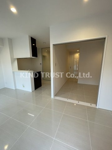 ベネチア天満橋の居間・リビング|ゆったりとした居間です