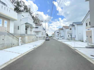 【前面道路含む現地写真】 | 前面道路