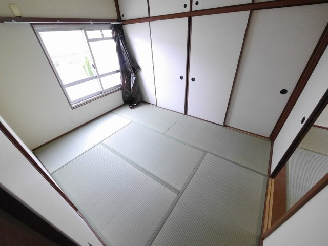 東垂水5号棟の寝室