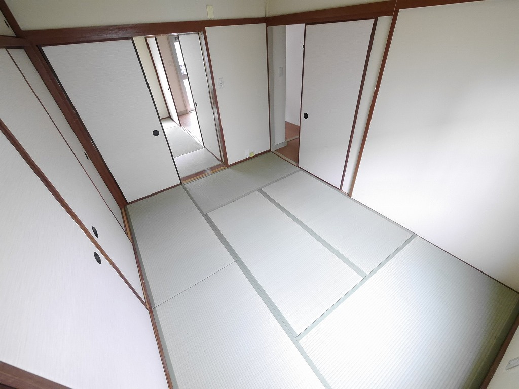 東垂水5号棟の寝室