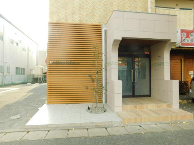 【エントランス】 | 梅崎ビル | ゆとりのあるエントランスです