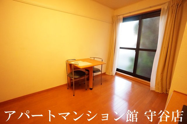 レオパレスイクシードⅡの寝室