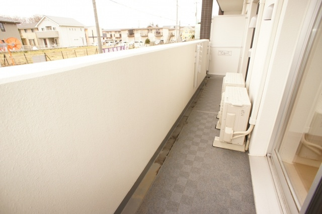 レジデンス二の宮のバルコニー