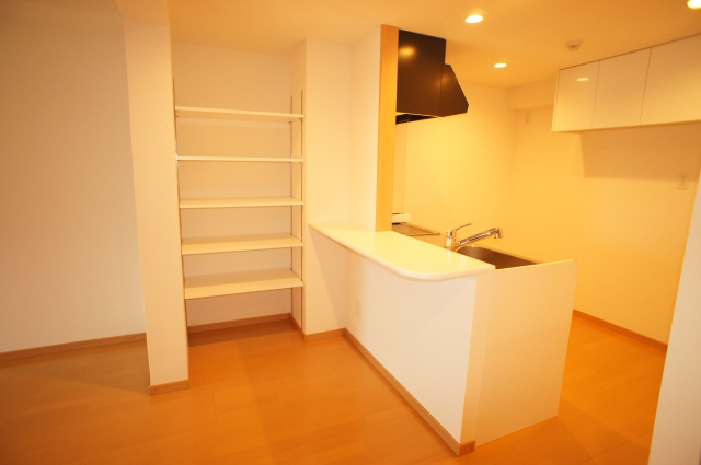 レジデンス二の宮のキッチン