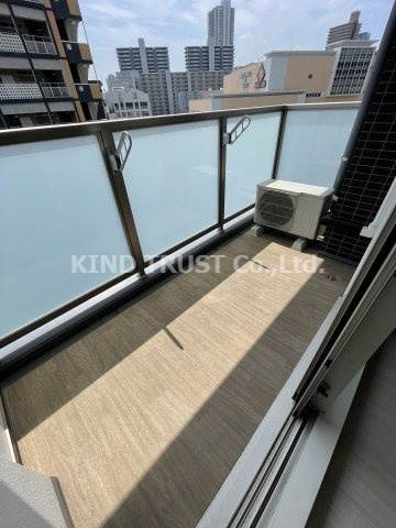 レオンコンフォート天神橋のバルコニー