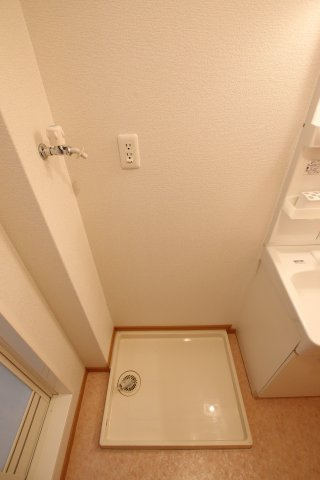 【設備】 | プレアデスⅢ | 室内洗濯機置場
