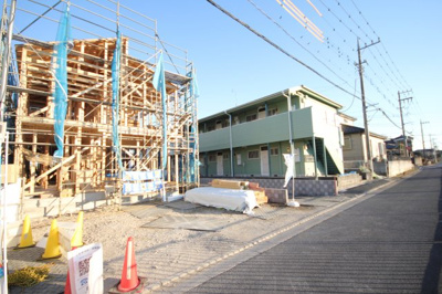 【前面道路含む現地写真】 | 三郷市岩野木2期　2号棟4290 | 前面道路含む現地写真です