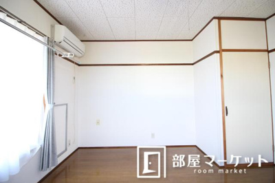 【寝室】 | レインボー丸根 | 同型タイプ