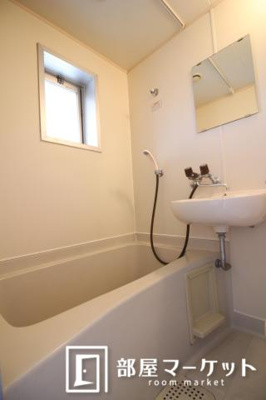 【浴室】 | レインボー丸根 | 同型タイプ