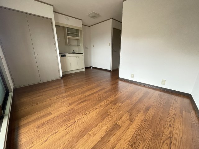 佐々ハイツの居間・リビング|居室