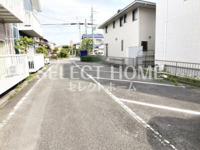 【駐車場】 | コーポラスノベルティC棟 | 駐車場があるので、車を買う予定の方も安心です