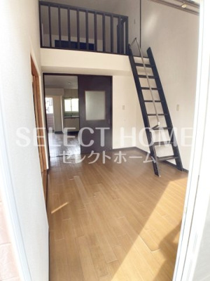 【寝室】 | コーポラスノベルティC棟 | 広くて明るい寝室