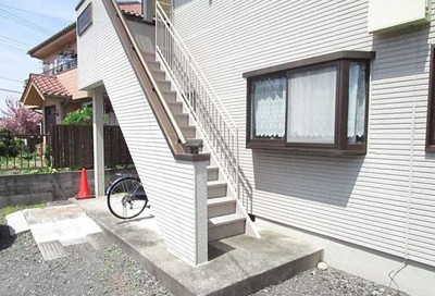 【エントランス】 | ハイツリバーサイド
