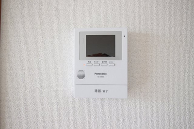 【設備】 | パルトーク山本 | TVモニター付きインターホン