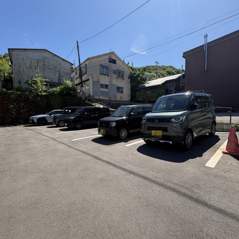 ハイツTATの駐車場