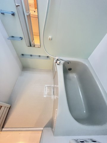 リバティ２１　Aの浴室|別のお部屋のお写真です（反転タイプ）