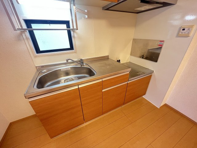 リバティ２１　Aのキッチン|別のお部屋のお写真です（反転タイプ）