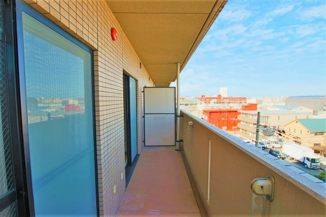 メゾンパルフェートのバルコニー