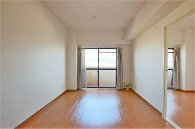 メゾンパルフェートの居間・リビング