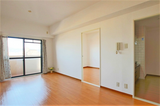 メゾンパルフェートの居間・リビング