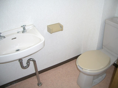 【洗面所】 | ウエストハイツⅡ | 洗面台付きトイレ