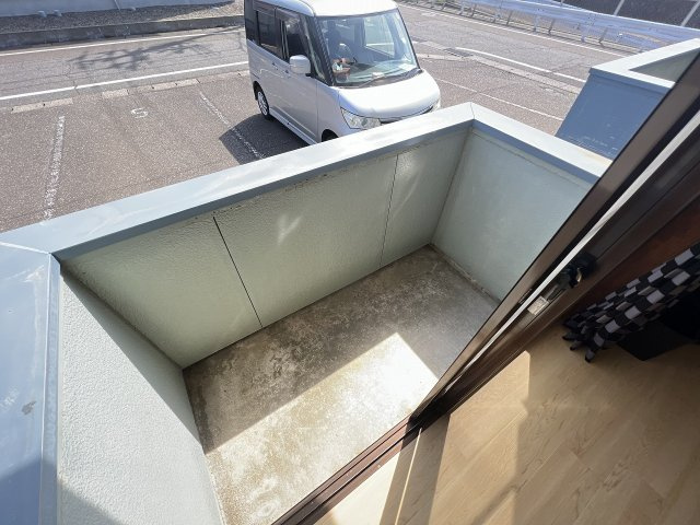 レーベ柿崎のバルコニー