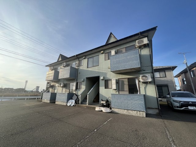 レーベ柿崎の駐車場