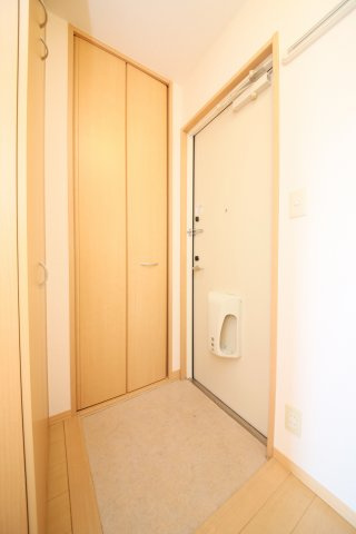 エスポワールAの玄関