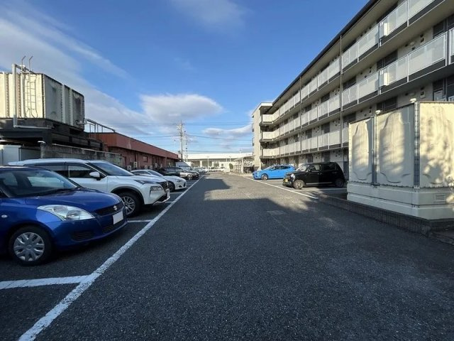 【駐車場】 | エミールプラザ