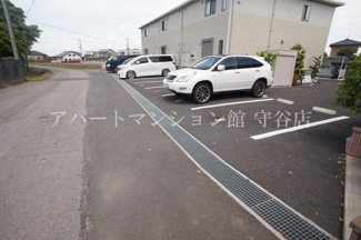 【駐車場】