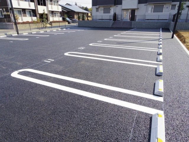 Always Friendry学園南の駐車場