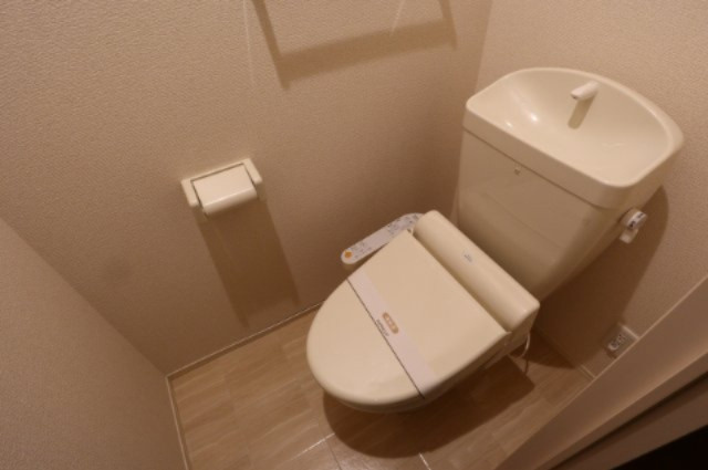 パルティーダSのトイレ|別部屋写真です。