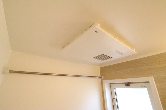 アドバンスの設備|浴室乾燥機